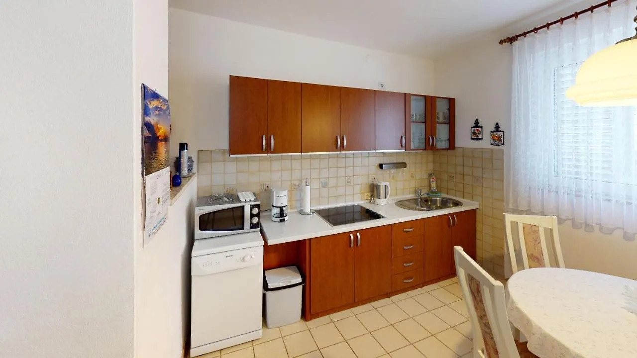 Appartements Slavica ポヴリャナ 0*,  クロアチア